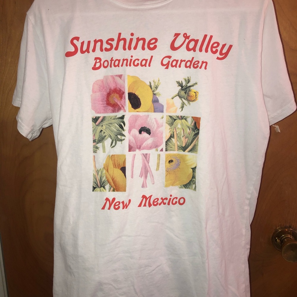 graphic t !